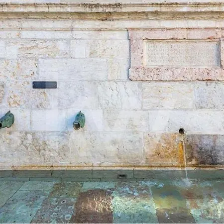 Alfama Cozy & Quiet Apartment, Monthly Apartment Lisbon